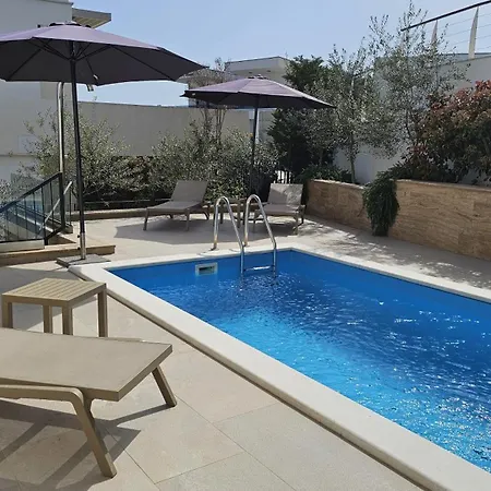 Luxury Malinska Sky With Private Pool Vantacici