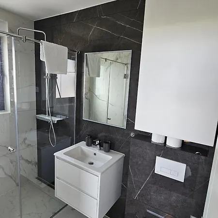 Luxury Malinska Sky With Private Pool Apartmán Vantacici